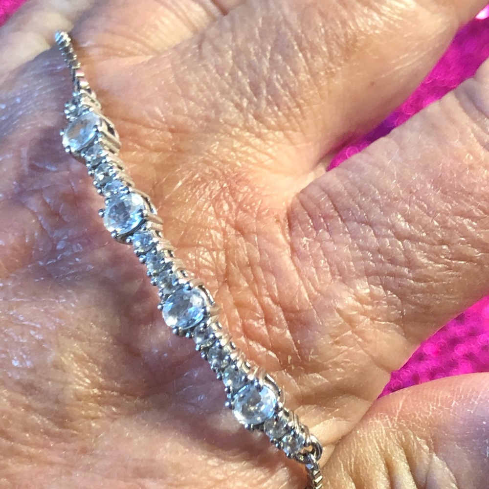 White Topaz Sterling Silver Adjustable Bracelet - Picture 6 of 6